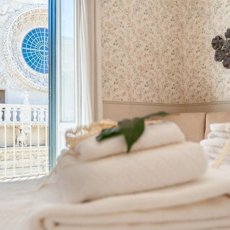 B&B Risveglio Col Rosone Lecce Buitenkant foto