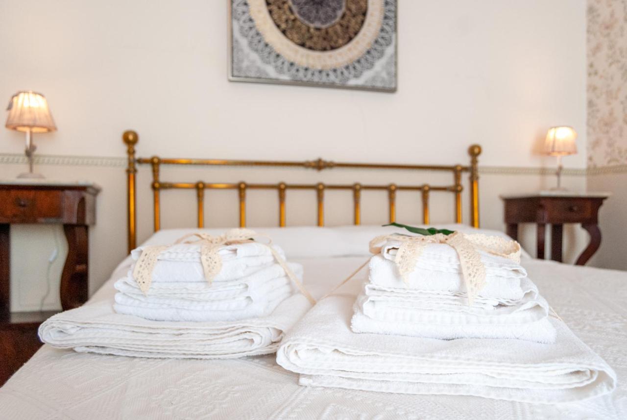 B&B Risveglio Col Rosone Lecce Buitenkant foto