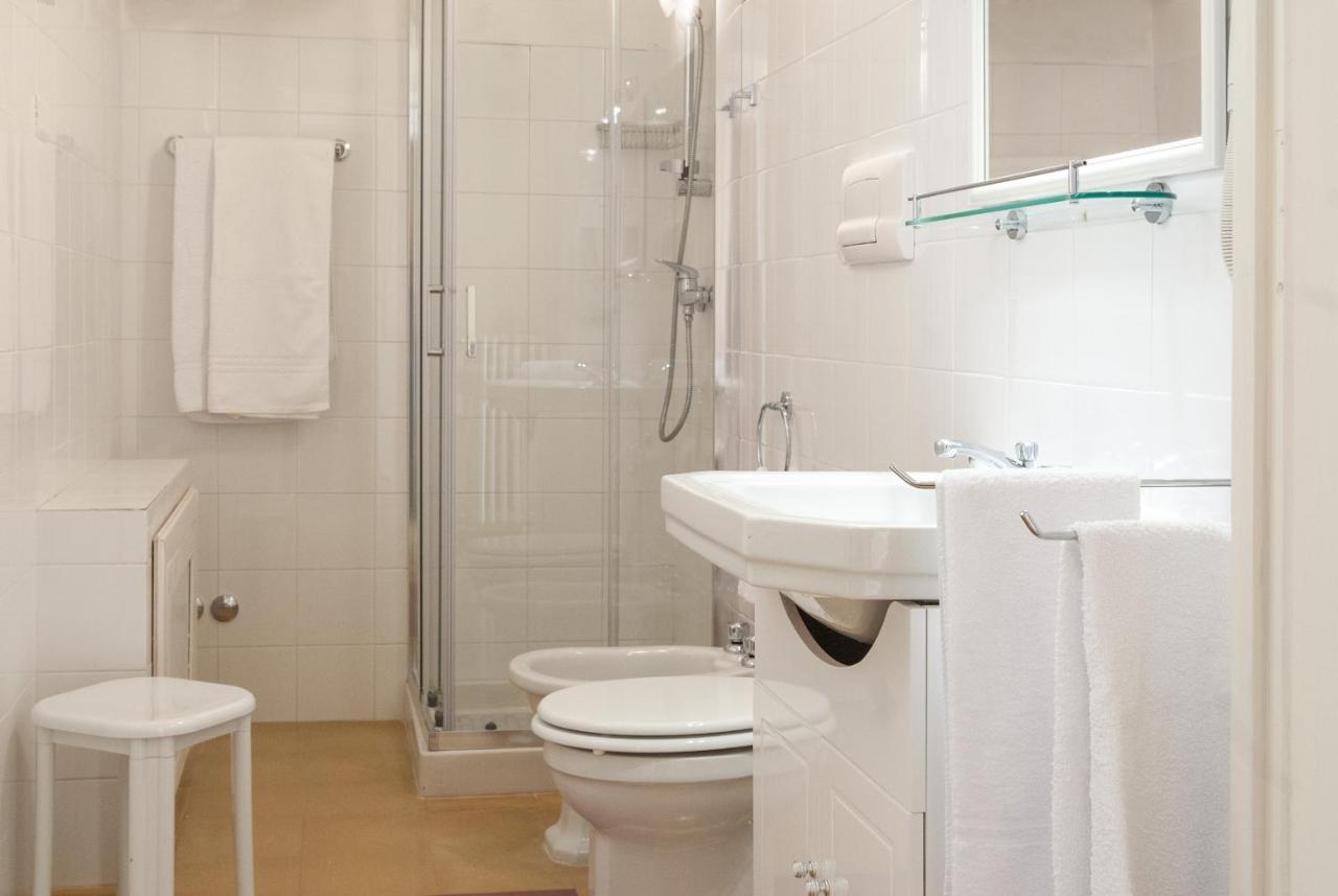 B&B Risveglio Col Rosone Lecce Buitenkant foto